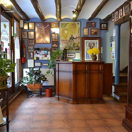 Hostal Santa Agueda Tarazona Eksteriør billede